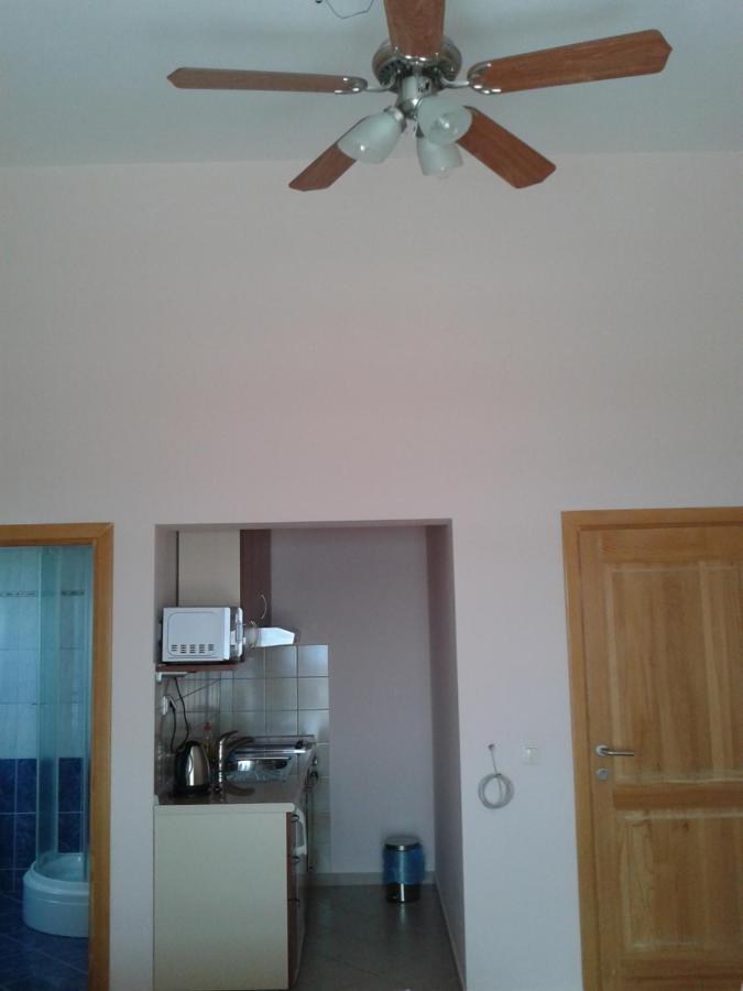 Apartments Delfini Sveti Filip i Jakov Εξωτερικό φωτογραφία