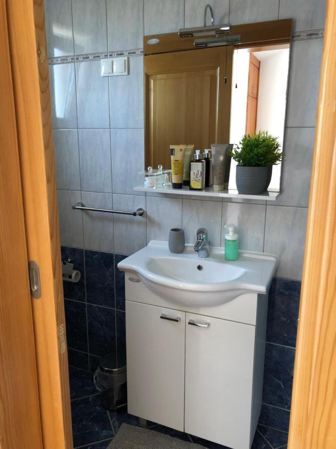 Apartments Delfini Sveti Filip i Jakov Εξωτερικό φωτογραφία