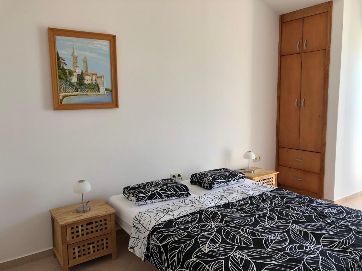 Apartments Delfini Sveti Filip i Jakov Εξωτερικό φωτογραφία