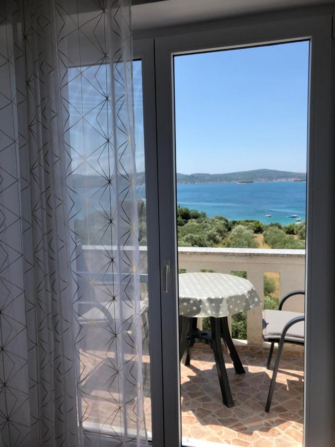 Apartments Delfini Sveti Filip i Jakov Εξωτερικό φωτογραφία