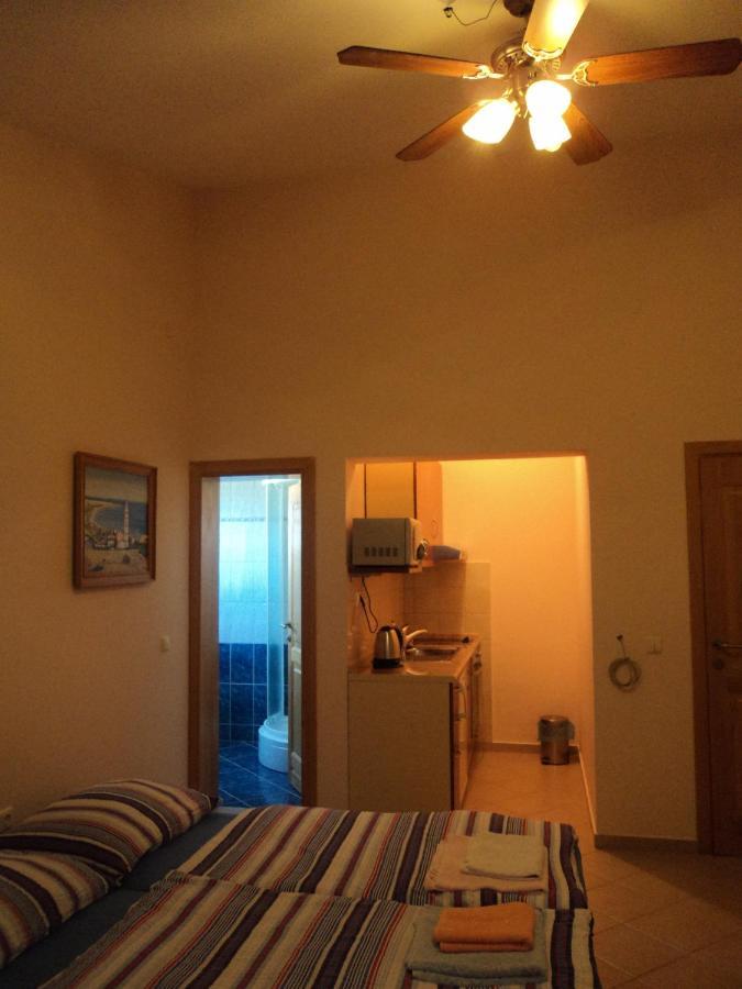 Apartments Delfini Sveti Filip i Jakov Εξωτερικό φωτογραφία