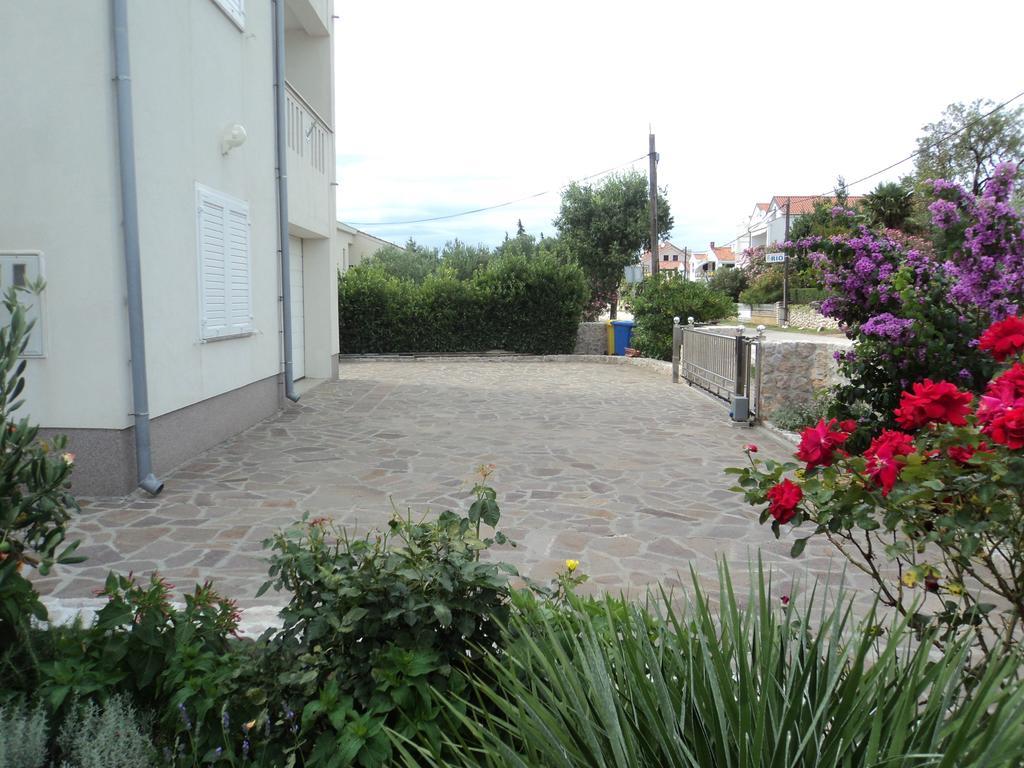 Apartments Delfini Sveti Filip i Jakov Εξωτερικό φωτογραφία