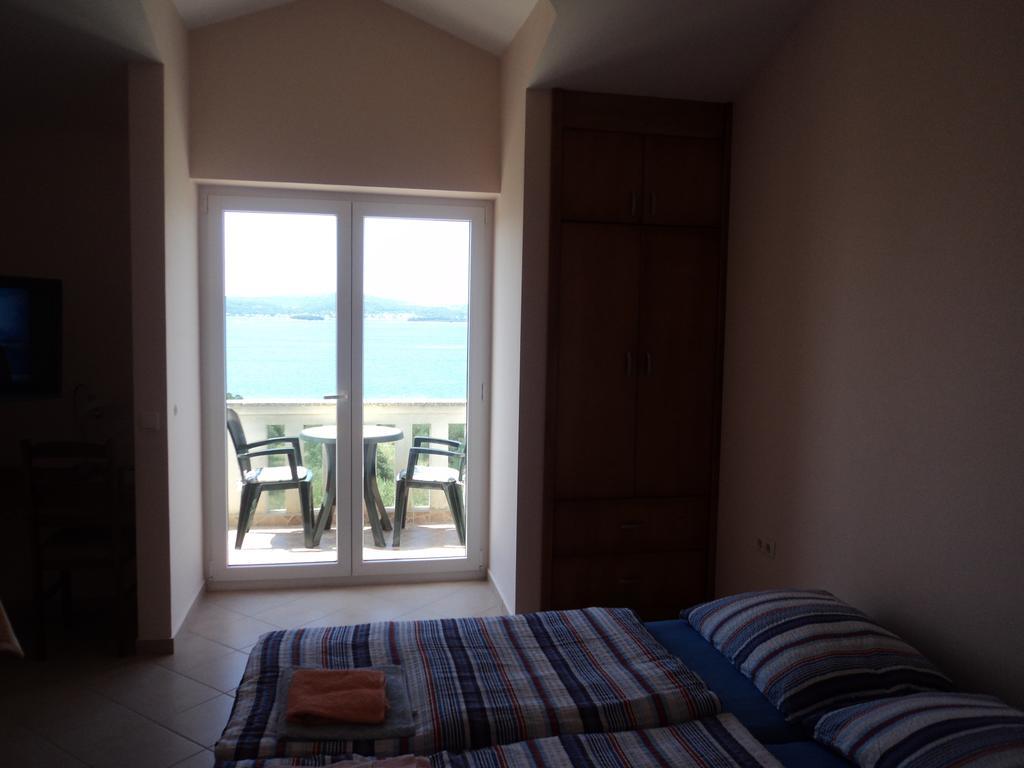 Apartments Delfini Sveti Filip i Jakov Δωμάτιο φωτογραφία
